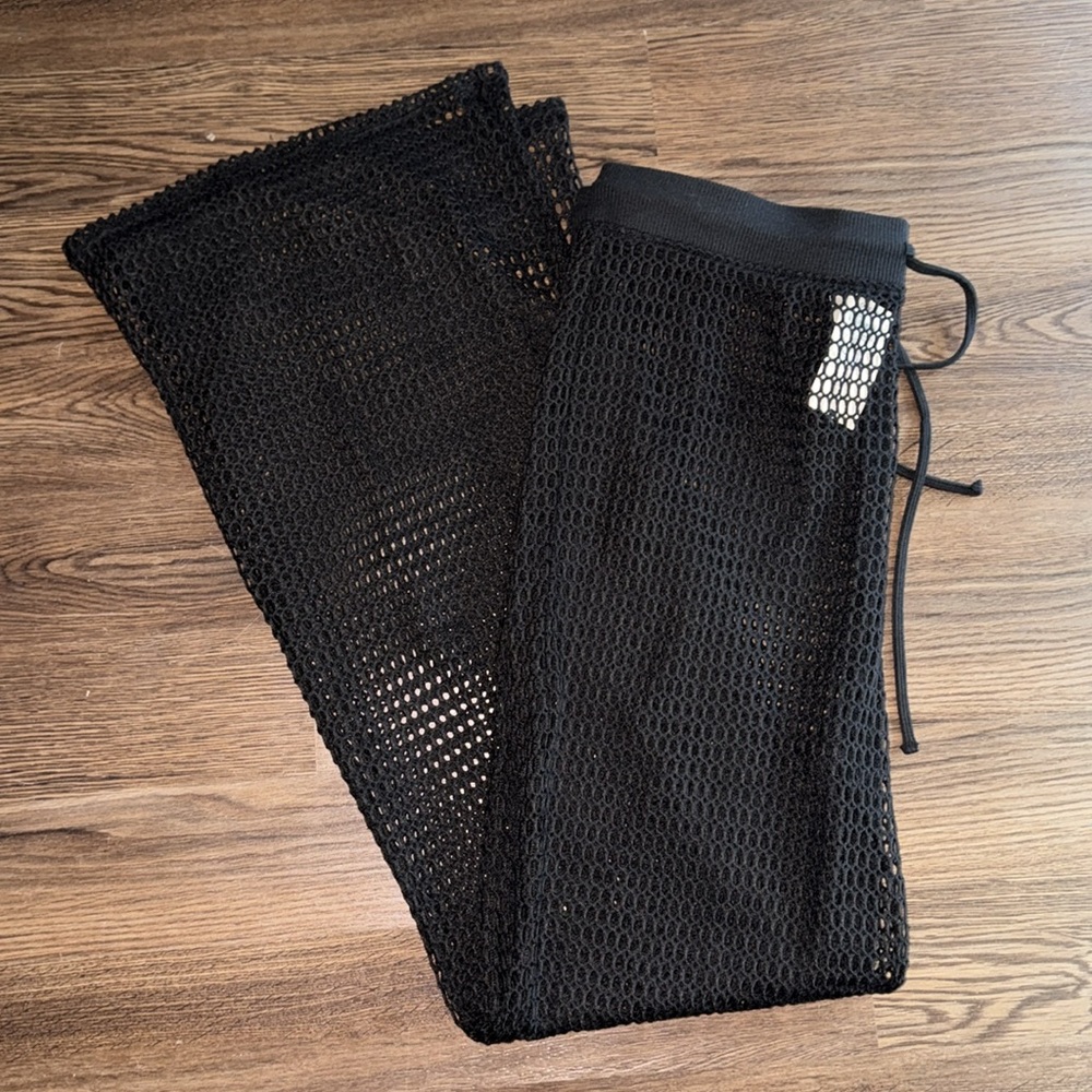 Crocheted cover up pants - Picture 7 of 8